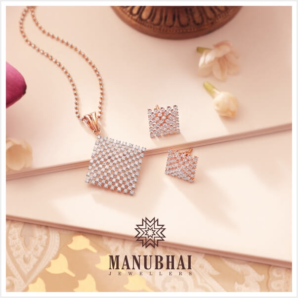 Manubhai Real Diamond Pendant set
