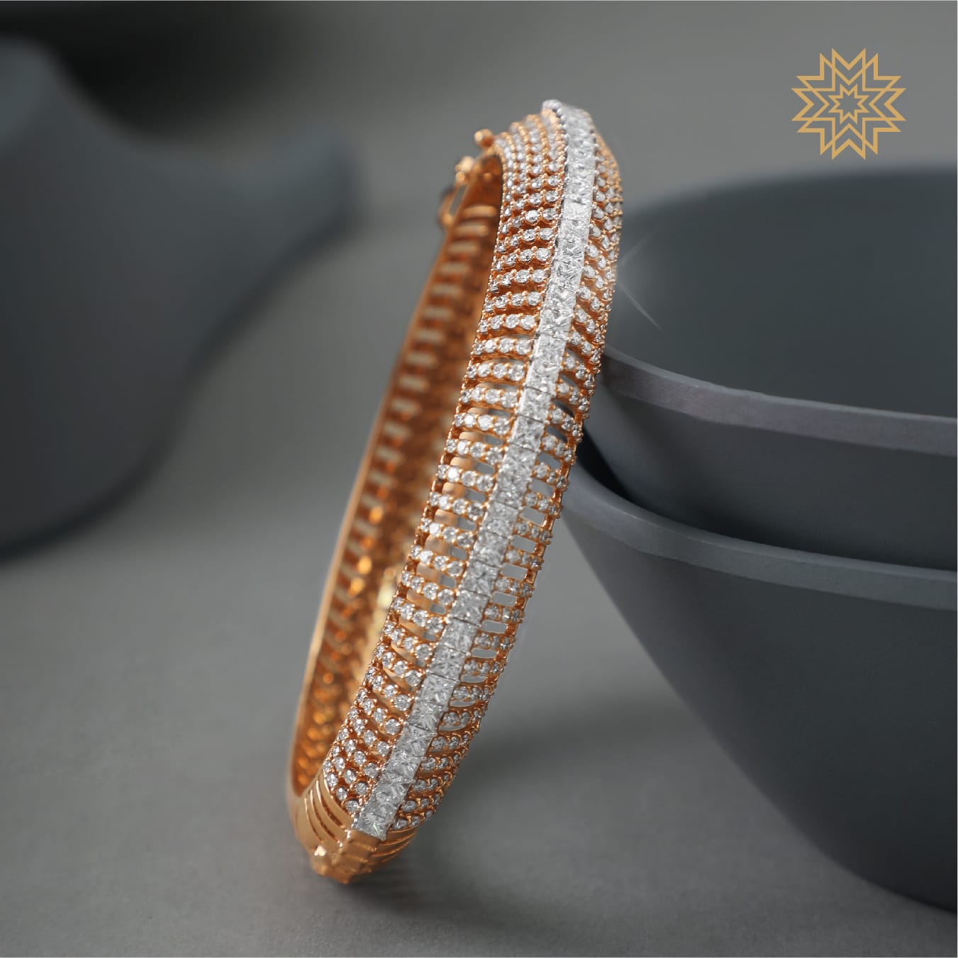 Manubhai Real Diamond Bangle