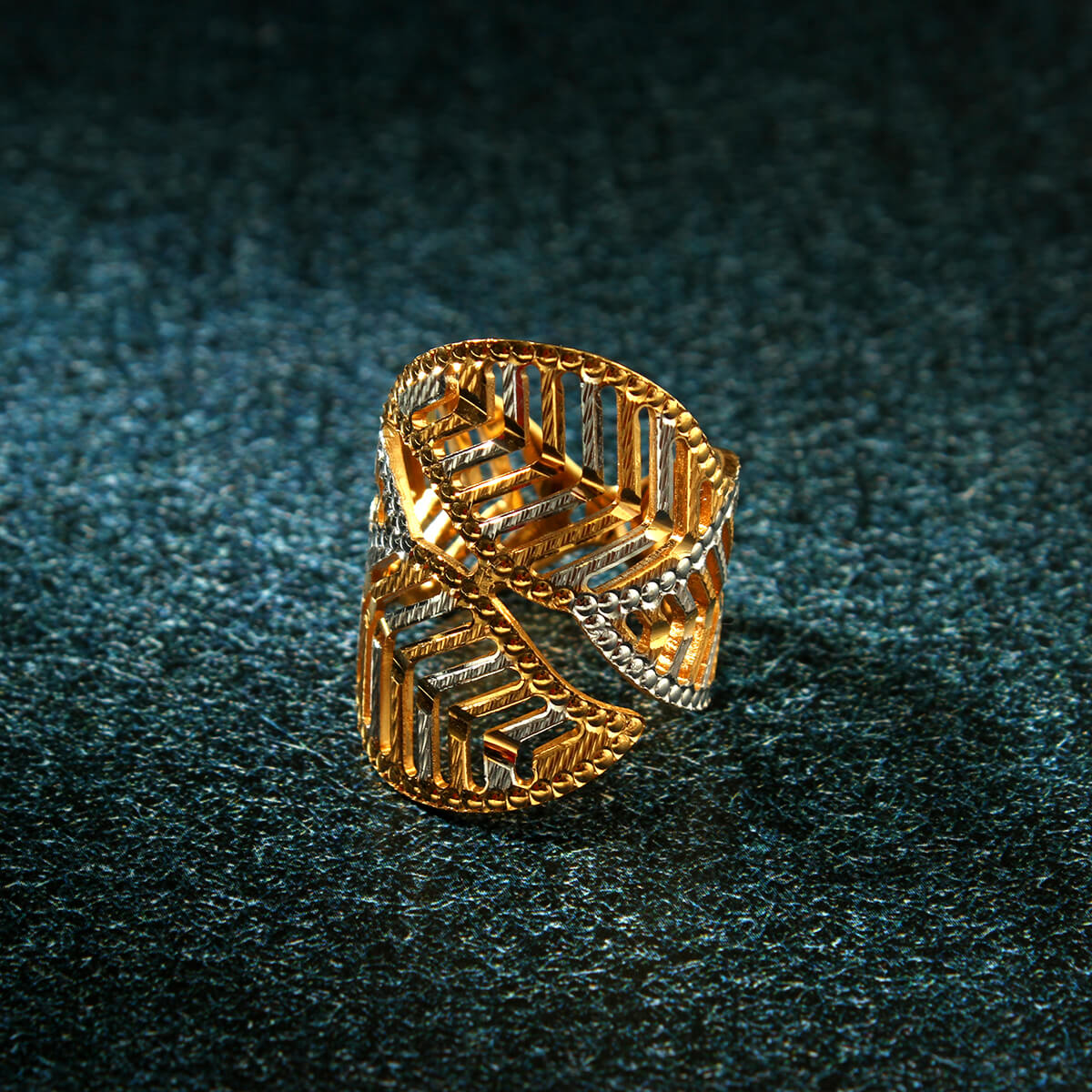 Manubhai Gold Ring