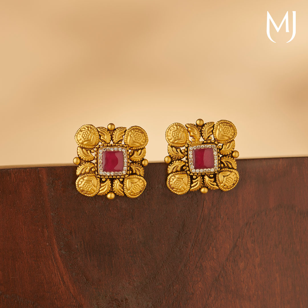 Buy Gold Earrings(22K)