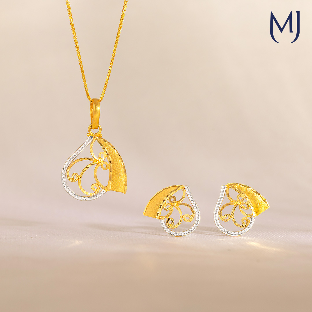 Buy Gold Pendant Set(22K)