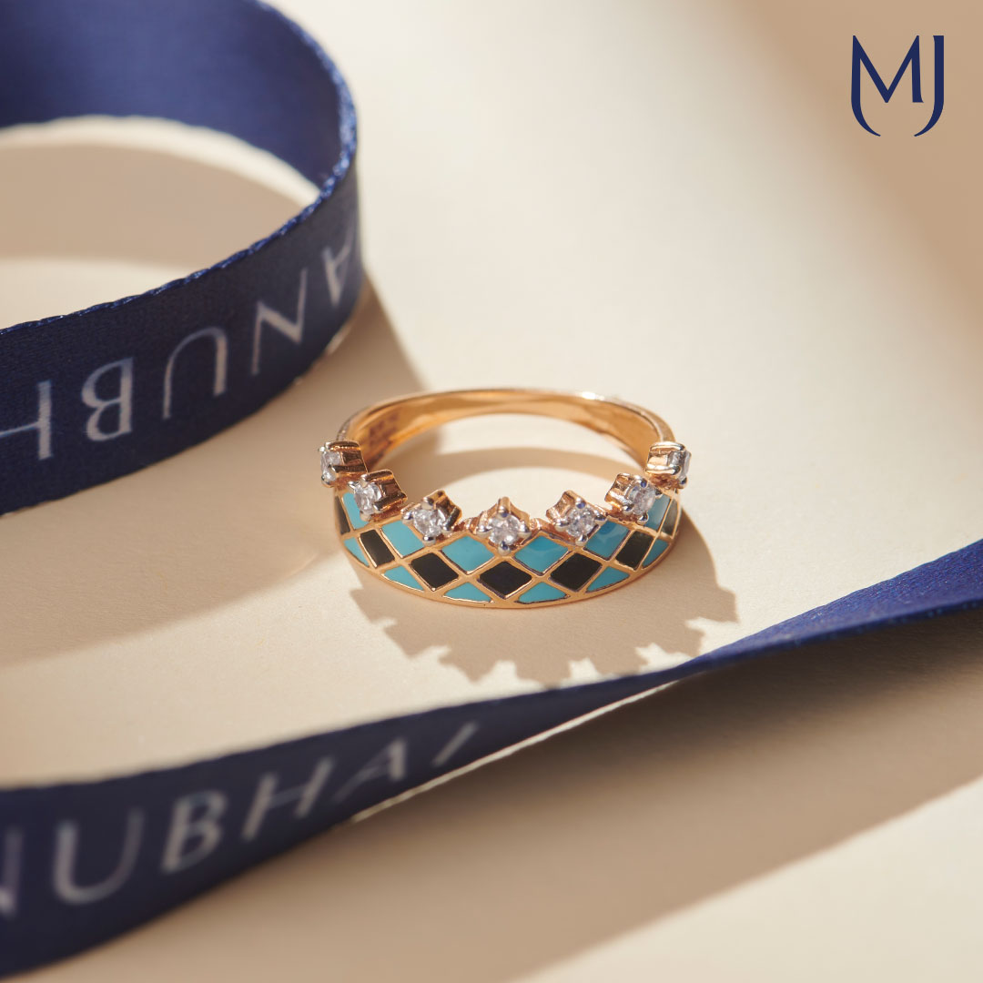 18 KT Midnight Blue Gold Ring