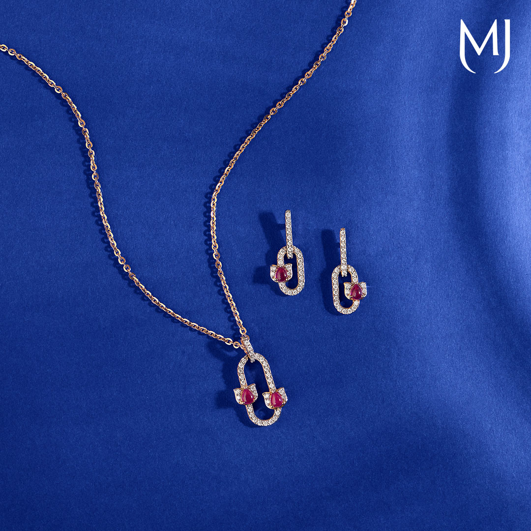 Buy Real Diamond Pendant set(18K)