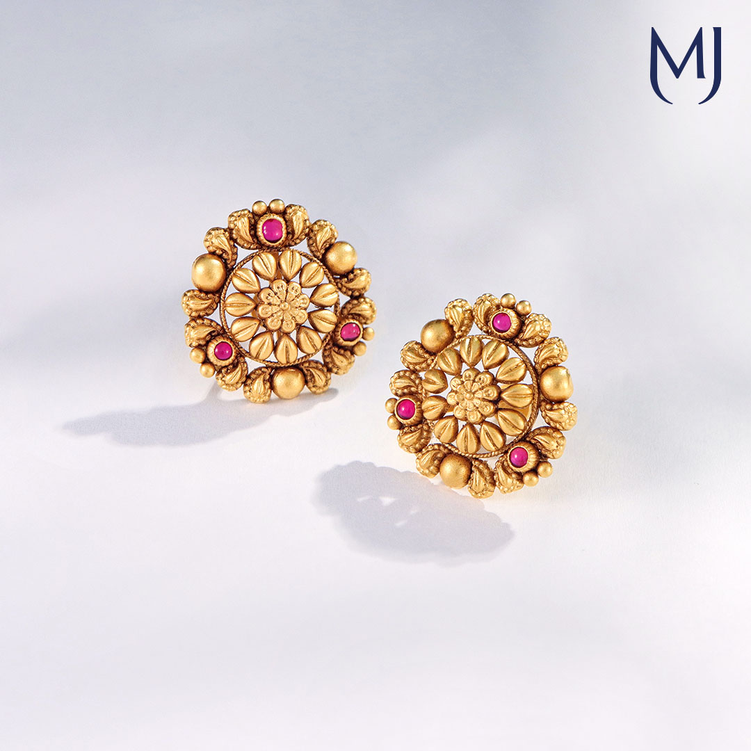 Buy Gold Earrings(22K)