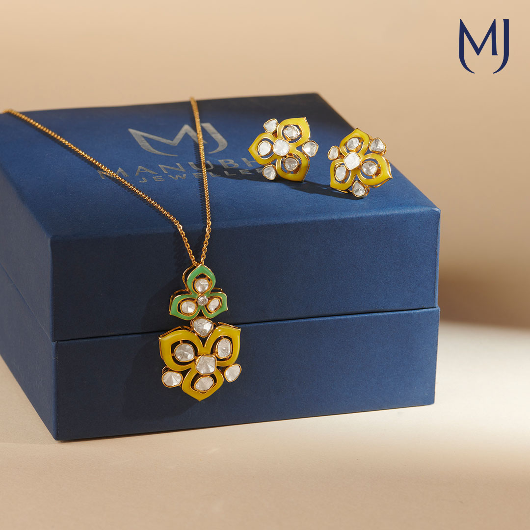 14 KT Tropical Polki Pendant Set