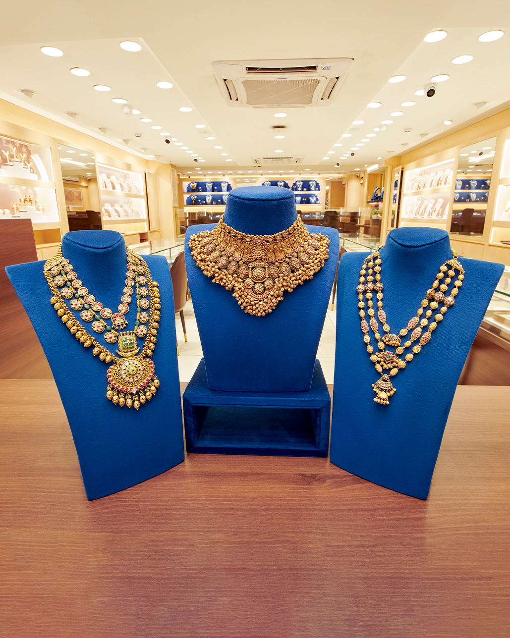 Manubhai jewellers | store - flagship