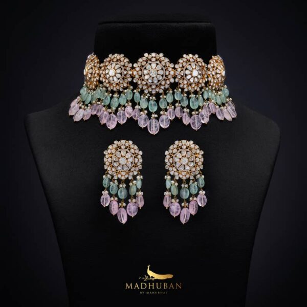 Antique necklace set