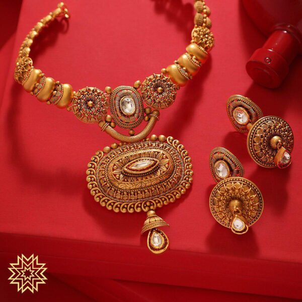 Antique necklace set