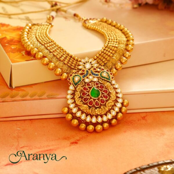 Antique necklace set