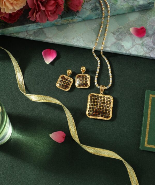 Manubhai Gold PENDANT SET