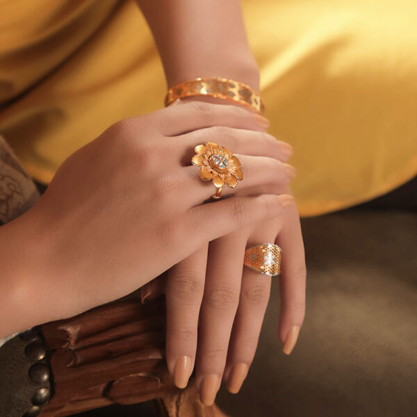 Manubhai Gold Ring