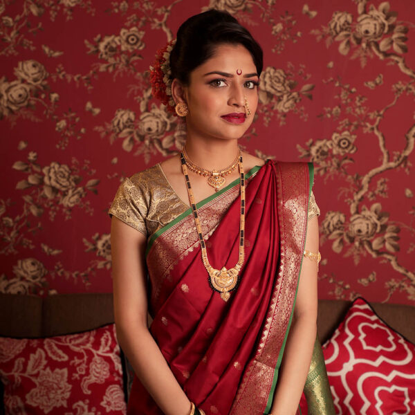 Elaborative Gold Pendant Bridal Mangalsutra