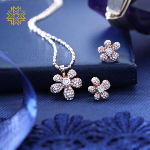 Manubhai Real Diamond PENDANT SET