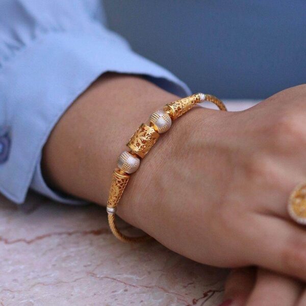 Manubhai Gold Bangle