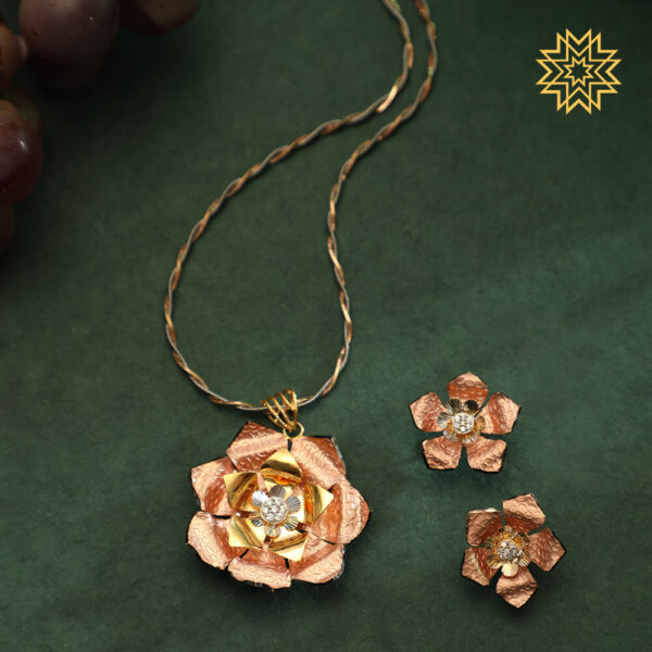 Manubhai Gold PENDANT SET