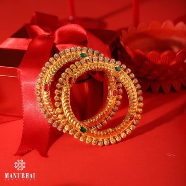 Antique bangle