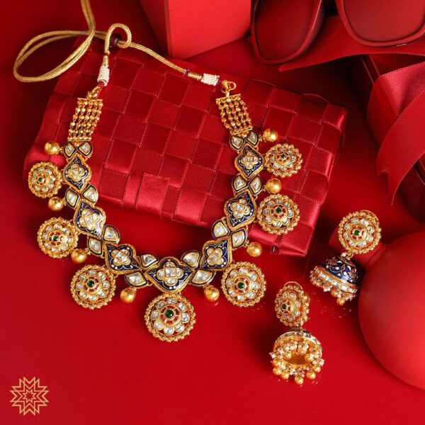 Antique Set by Manubhai Jewellers