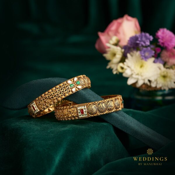 Antique bangle