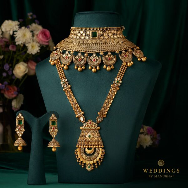 Antique necklace set