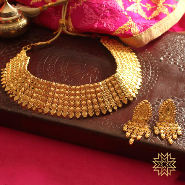 High Neck Bridal Gold Necklace Set