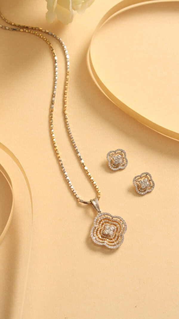 Manubhai Real Diamond PENDANT SET