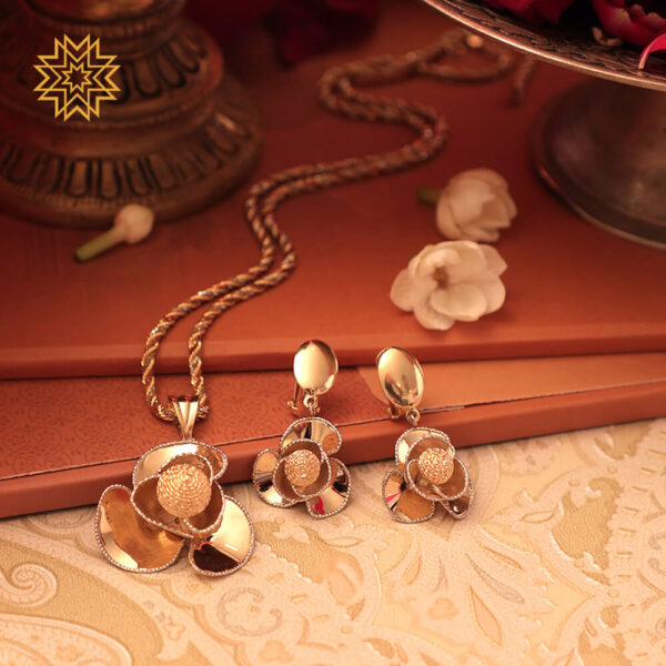 Manubhai Gold PENDANT SET
