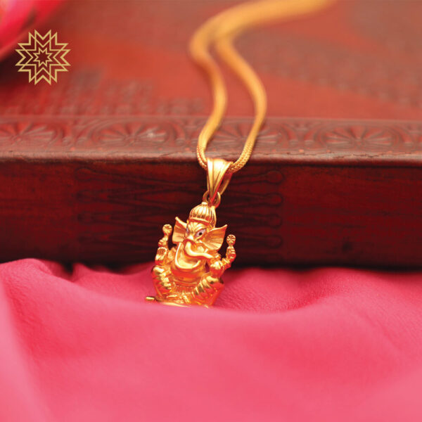 Light weight gold pendant