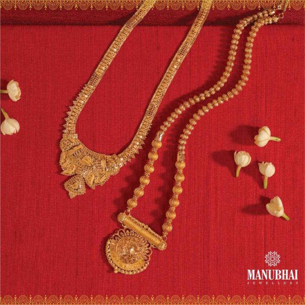 22K Beautiful Gold Necklace Set design