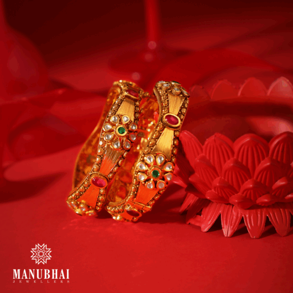 Antique bangle
