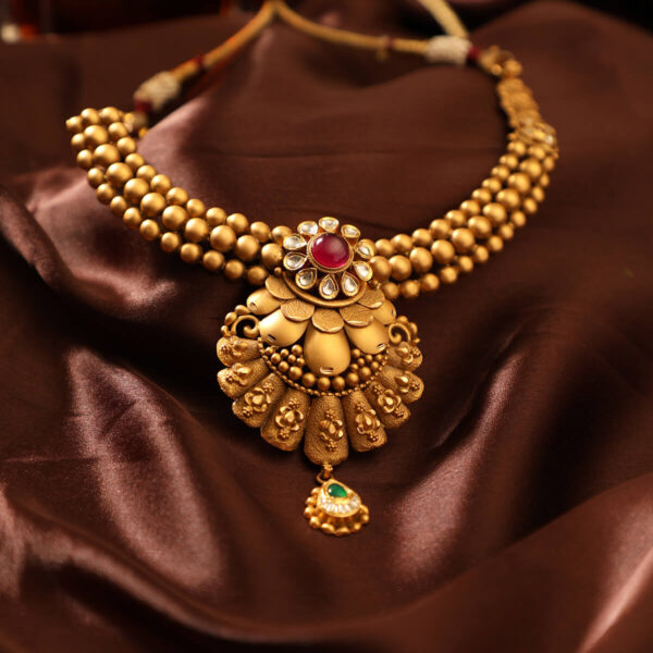 Antique necklace set