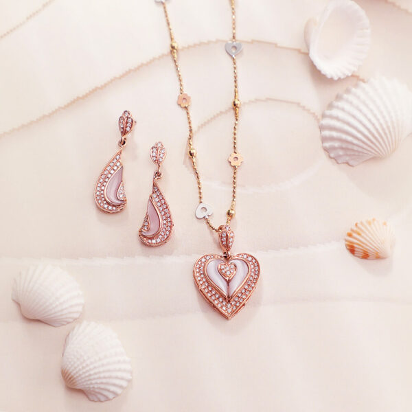 Manubhai Real Diamond PENDANT SET