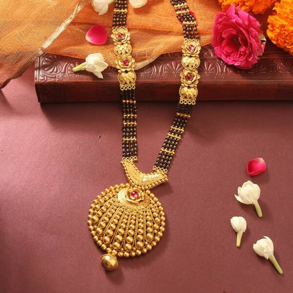 Dramatic Gold Black Mani Mangalsutra