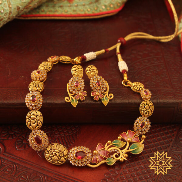 Antique necklace set