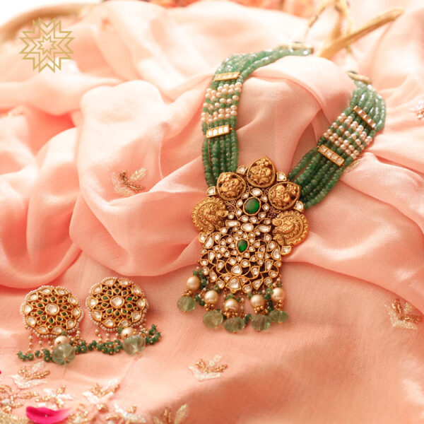 Antique necklace set
