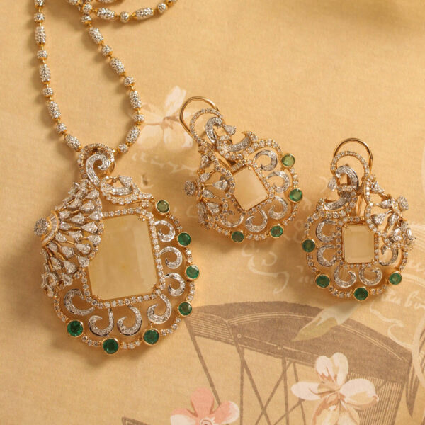 Manubhai Real Diamond PENDANT SET