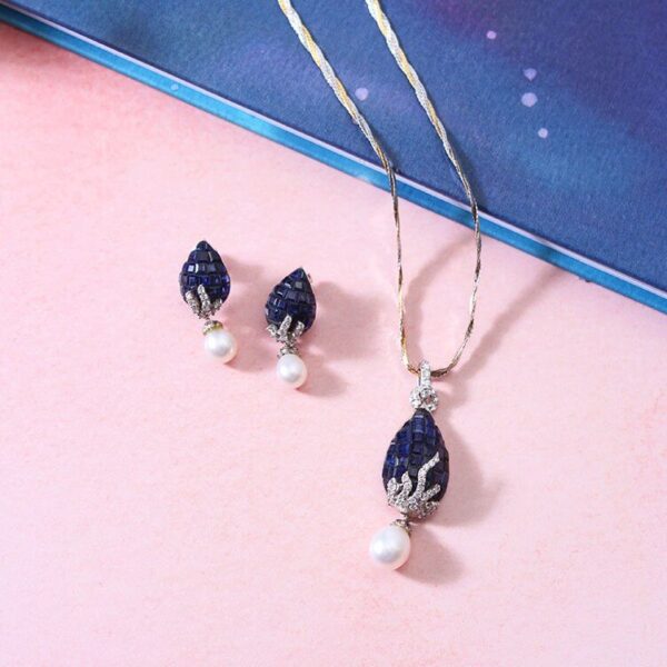Manubhai Real Diamond PENDANT SET