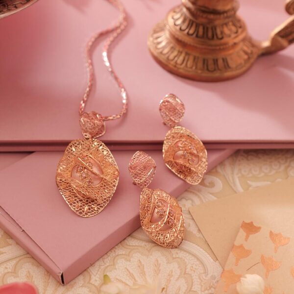 Manubhai Gold PENDANT SET