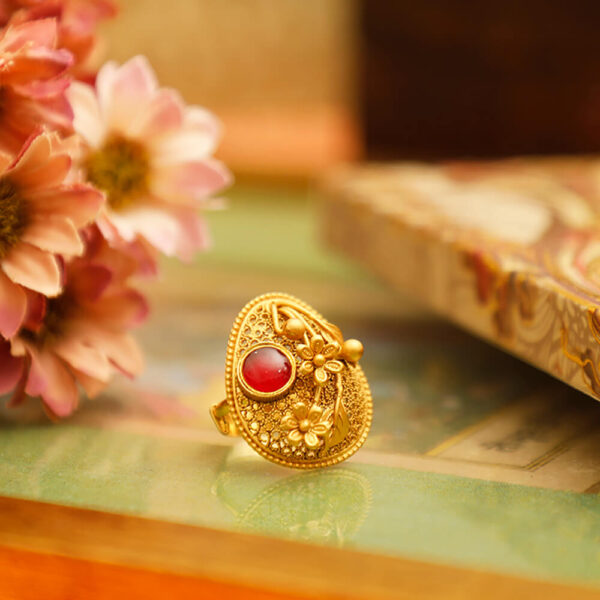 Antique ring