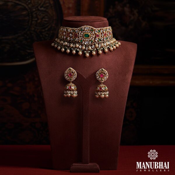 Antique necklace set