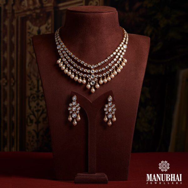 Antique necklace set