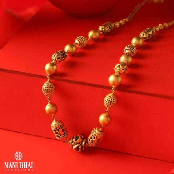 Antique necklace set