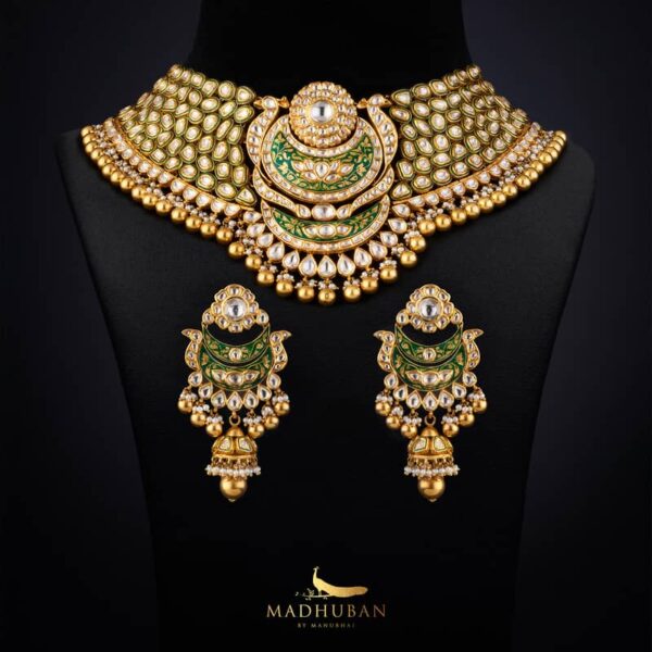 Antique necklace set