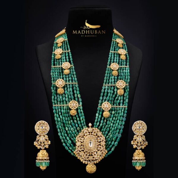Antique necklace set