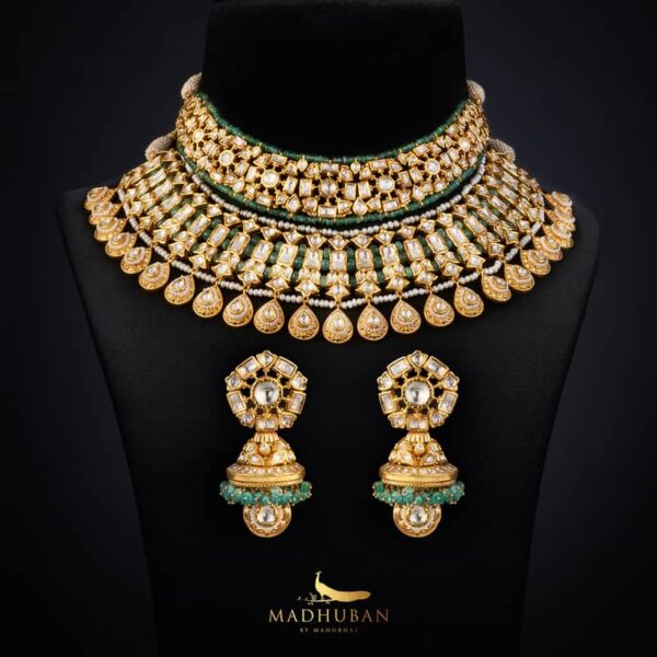 Antique necklace set