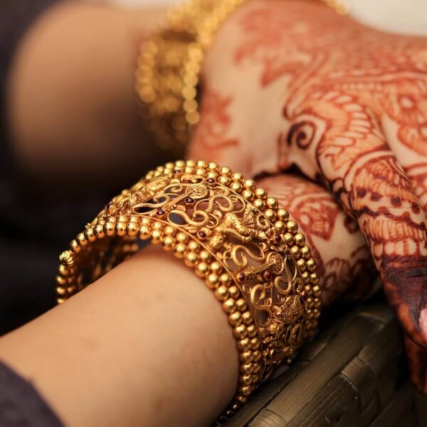 Manubhai Antique Bangle