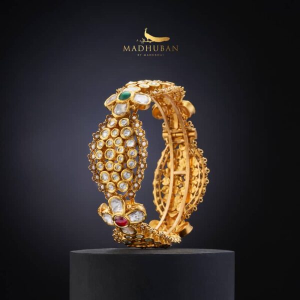 Antique bangle