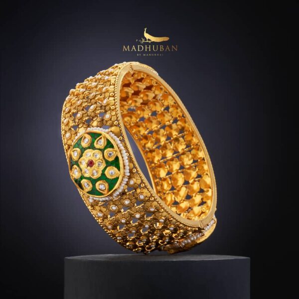 Antique bangle