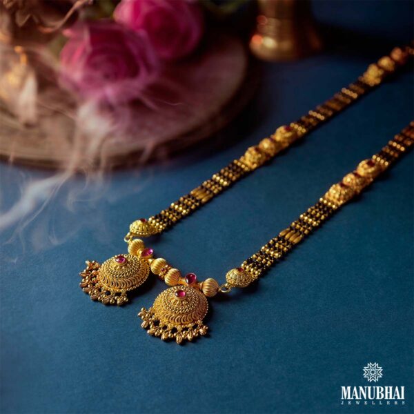 2 Vati Detailed Designer Gold Mangalsutra