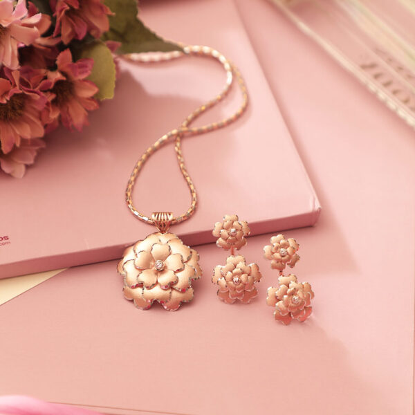 Manubhai Gold PENDANT SET
