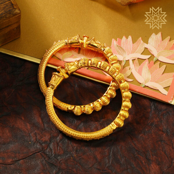 Manubhai Gold Bangle